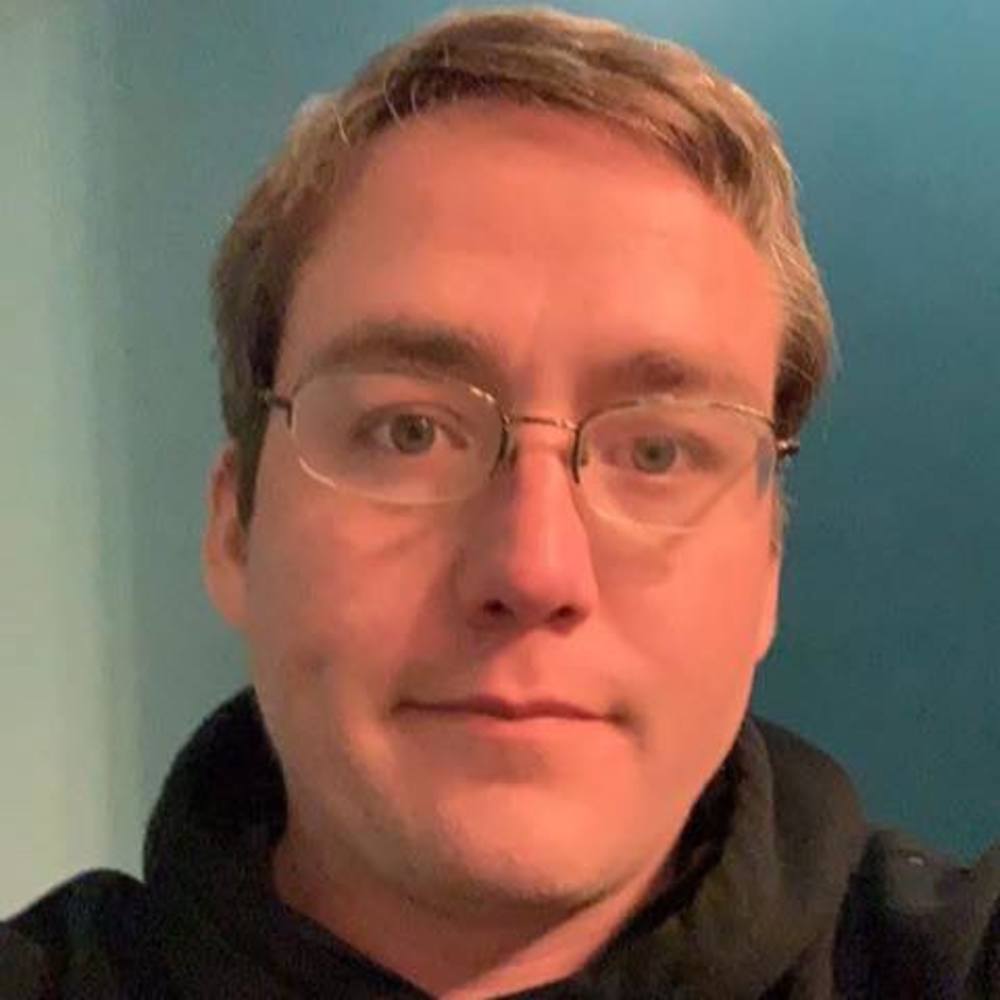 Meet your Posher, Corey